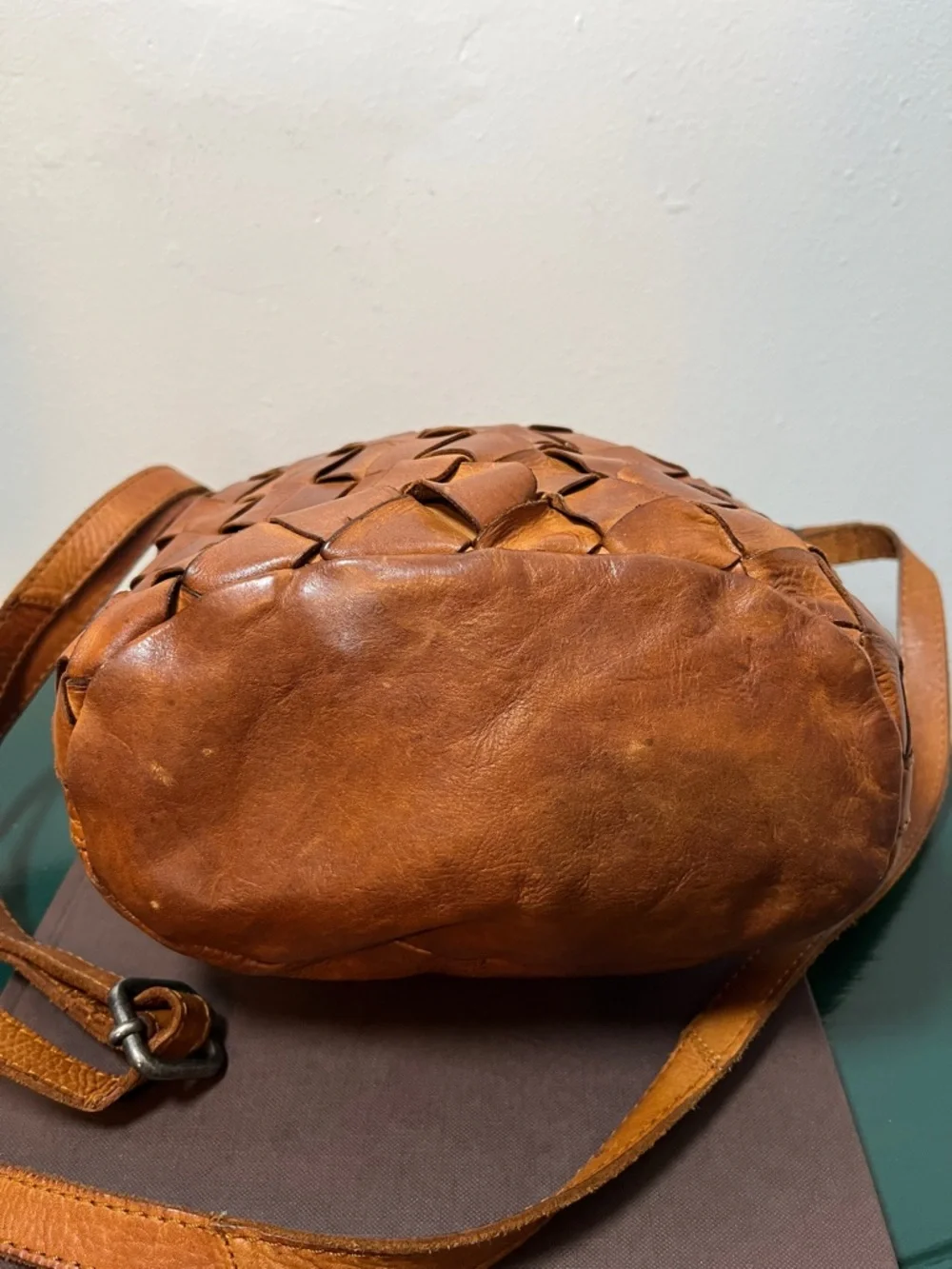 Vilenca Brown Buttery Soft Genuine Leather Basket Weave Crossbody Bag Holland - Picture 5 of 12